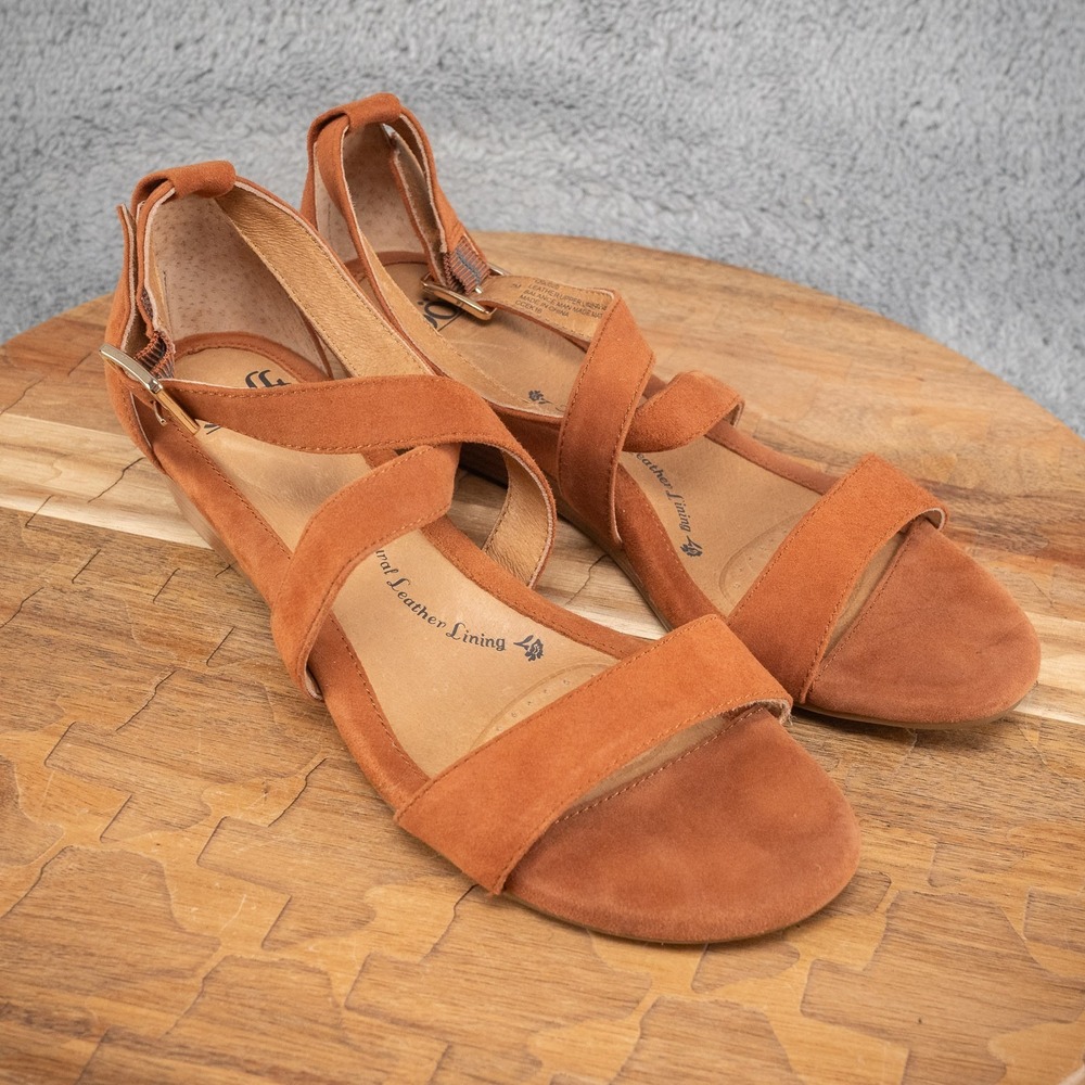 Sofft Sandals Womens Size 7 Brown Suede Strappy Ankle Low Heel Comfort